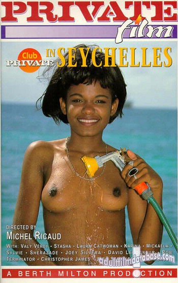 Club Private In Seychelles Karina, Laura Kat
